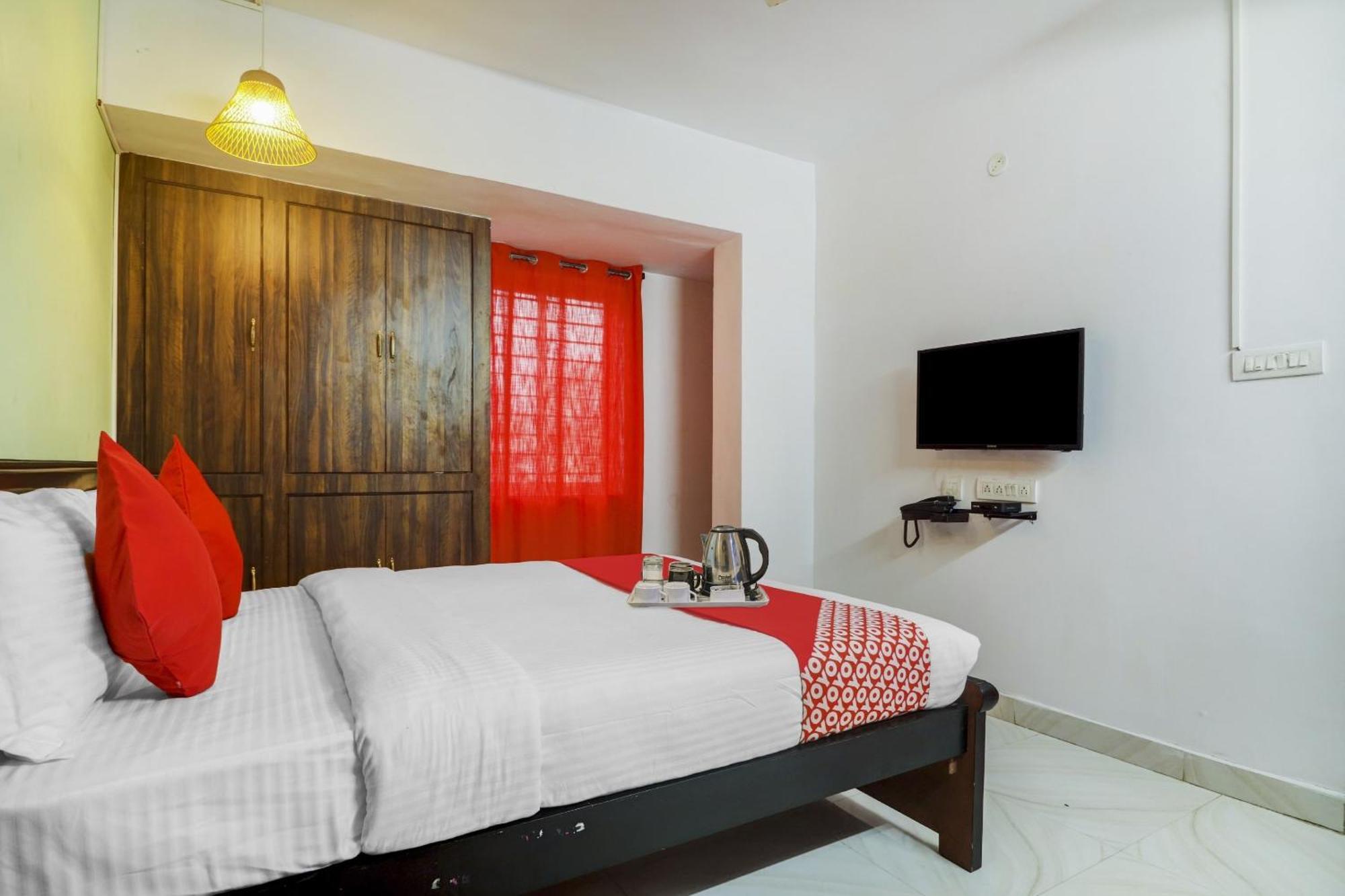 Hotel O Broholic Hotels Near Botanical Garden ハイデラバード エクステリア 写真